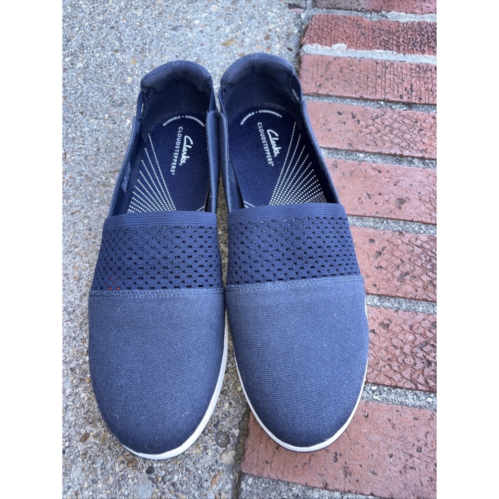 Clarks Cloudsteppers Women's Breeze‎ Vibe Slip On Loafer,Navy Women's Size 12